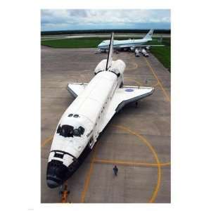   PPBPVP2184 Atlantis STS117 Towed  18 x 24  Poster Print Toys & Games