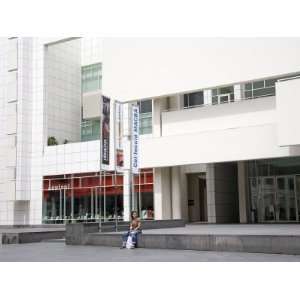  Museum of Contemporary Art, El Raval District, Barcelona 