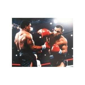  Mike Tyson vs. Trevor Berbick (View of Berbicks Back) 16 