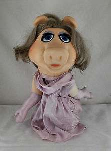   . Miss Piggy Muppet Doll Hand Puppet #855 Purple gown 17 1/2 tall