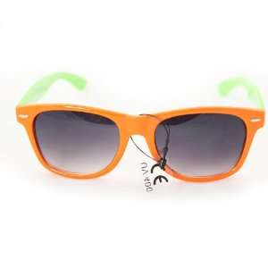  Sunglasses 200 Orange Front Green Sides Plastic Frame Gradient Lens 