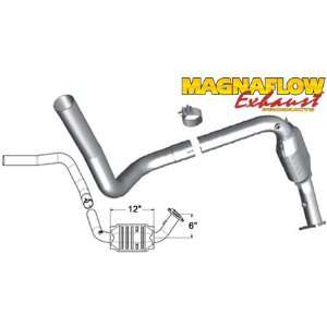 Magnaflow 45218 Direct Fit Catalytic Converter Conv DF 03 06 Hummer H2 
