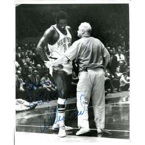  Willis Reed Autographed Picture   Original Black & White 