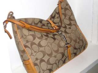   Signature Jacquard & Tan Leather Hamptons Clip Hobo Bag #6091  