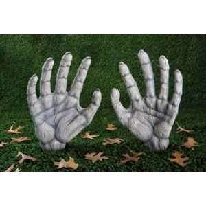  Giant Zombie Hand Stakes Prop Decoration