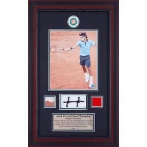  Roger Federer 2009 Roland Garros Memorabilia With Clay 