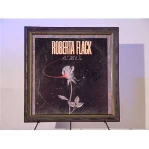  Roberta Flack Autographed/Hand Signed Album Sports 