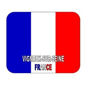  France, Vigneux sur Seine mouse pad 