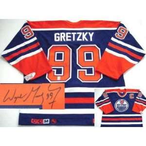  Wayne Gretzky Signed Uniform   Pro Weight WGA 