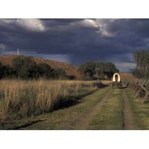 Covered Wagon on Oregon Trail, Lewis and Clark Trail, Whitman Mission 