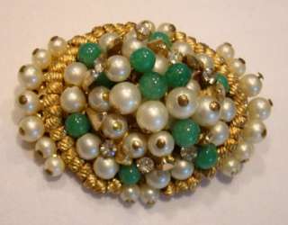 EARLY VTG UNSIGNED MIRIAM HASKELL PEARL JADE GLASS BEADED BROOCH 