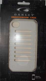 Brand New Oakley Unobtainium Iphone 4 White Case 99159 100  