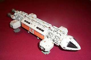 SPACE 1999 EAGLE TRANSPORTER VIP LIMITED EDITION Die cast Product 