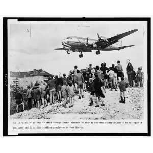  Berlin Airlift,c1948,Soviet Blockade of City,Children 