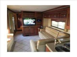 2011 Fleetwood Providence 42ft Diesel Class A Motorhome, 3 Slide Outs 