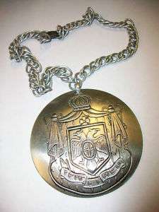 Necklace Pendant and Chain TEME ET MEUM  