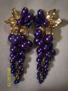 Vintage Gold/GT,Purple/Blue Faux Pearls Grapes Design Clipon 