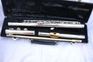 This used flute is in excellent condition showing only normal wear 