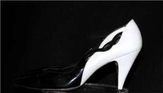 LADIES STEWART WEITZMAN PATENT LEATHER BLACK AND WHITE HIGH HEEL SHOES 