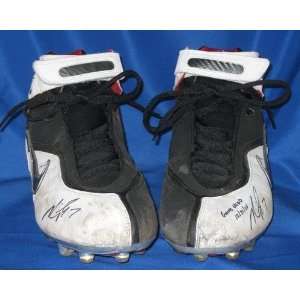  Michael Vick Signed Game Used Nike Cleats Falcons   NFL 