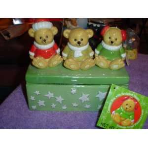  CERAMIC BOX WITH SCUPTED BEARS
