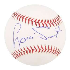   Cleveland Indians Luis Tiant Autographed Baseball