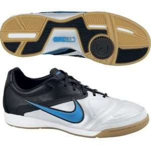  NIKE CTR360 LIBRETTO II IC METLC PLATINUM (9) Sports 