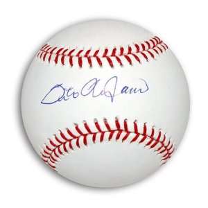  Sixto Lezcano Autographed/Hand Signed MLB Baseball Sports 