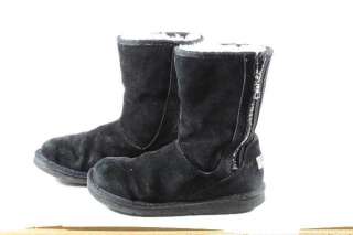   Short Black Suede Zip Up Sheepskin Lining Mayfaire Boot Size 7M  