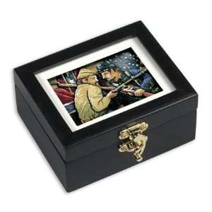    Union And Confederate Soldiers Memento Box