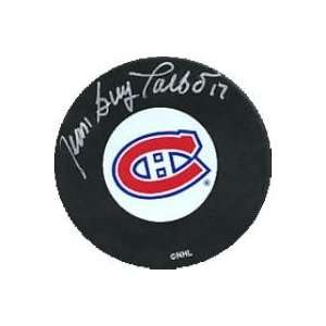 Jean Guy Talbot Signed Hockey Puck   ) 