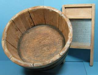 VERY OLD WOODEN WASH TUB WITH WASHBOARD SHOWS WEAR & AGE AD753  