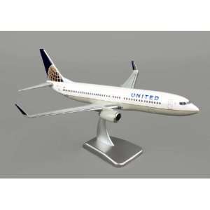   United 737 800 1/200 W/GEAR Post Co Merger Livery