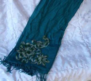 NEW COLDWATER CREEK COILED FLOWER SCARF 71x26T  