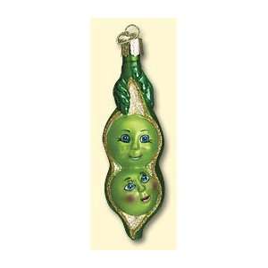 Old World Christmas Two Peas in a Pod Ornament 