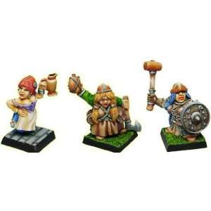  Fenryll Miniatures Female Dwarves (3) Toys & Games