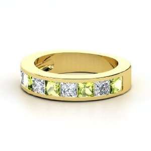  Chloe Band, 14K Yellow Gold Ring with Peridot & Diamond 