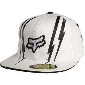   Dominion 210 Fitted Flexfit Hat   Small/Medium/White Automotive
