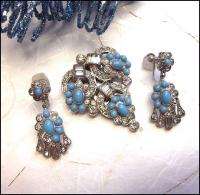 Vintage 1920s Turquoise Glass Dress Clip Earrings Set  