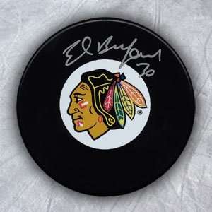  ED BELFOUR Chicago Blackhawks SIGNED Hockey Puck Sports 
