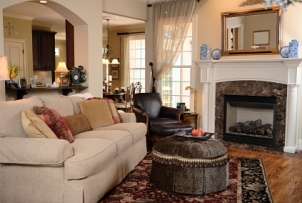 How to Arrange Family Room Furniture  