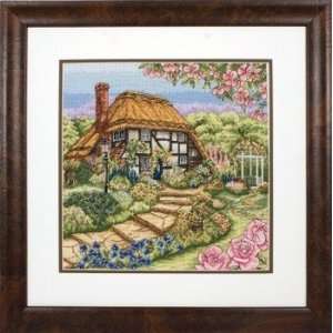  Rose Cottage   Cross Stitch Kit Toys & Games