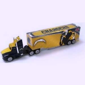 SAN DIEGO CHARGERS NFL Semi Diecast Tractor Trailer Truck 1/87 Scale 