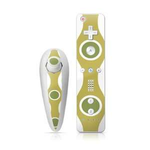 Martini Design Nintendo Wii Nunchuk + Remote Controller Protector Skin 