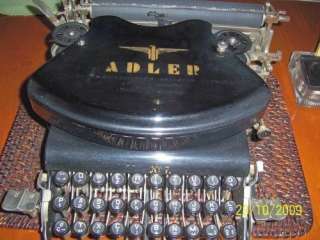 Alte ADLER Schreibmaschine TYP MODELL NR.7 in Wandsbek 