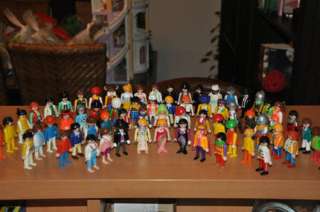 Playmobil 65 Menschen Figuren Meerjungfrauen Ritter etc in Nordrhein 