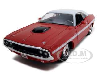 1970 DODGE CHALLENGER R/T COUPE RED 124 DIECAST MODEL  