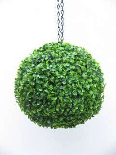Hanging+Artificial+Boxwood+Topiary+Ball+%96+15cms++Diameter+%2D 