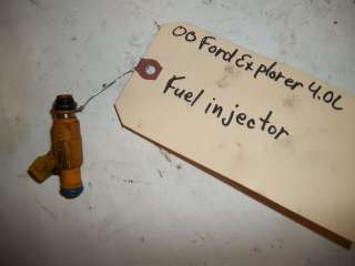 2000 00 Ford Explorer XLT Fuel Injector  