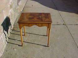 QUEEN ANNE OCCASIONAL TABLE MAPLE & BIRCHWOOD  